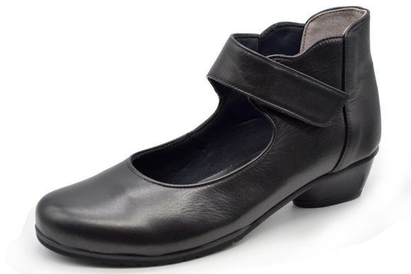 Put's 1110 / ブラック